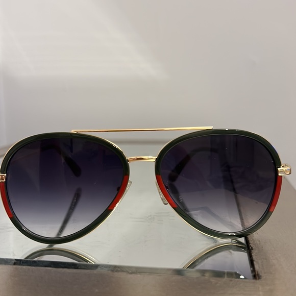 Glasses! Green & Red pattern - Picture 2 of 3